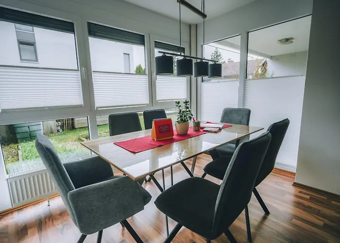דירה Eulennest Spacious Cozy With Private Garden לינדנברג אים אלגאו